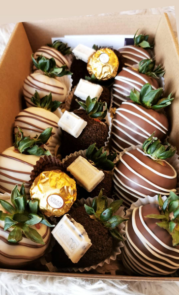 Berrylicious Medium Box (15 Strawberries)