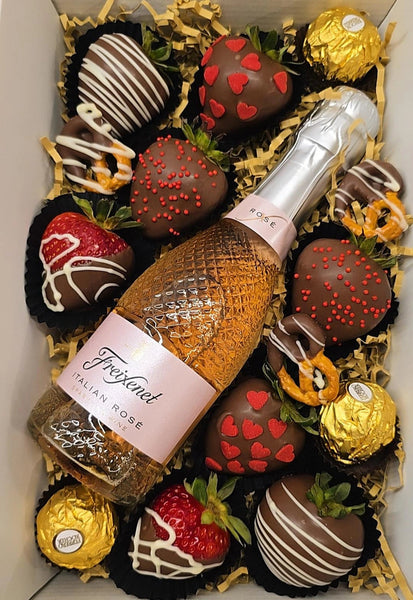 Berry Bubbly Bliss (8 Strawberries)