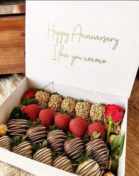 Berry Spoiled with roses - Customised Box (20 Strawberries)