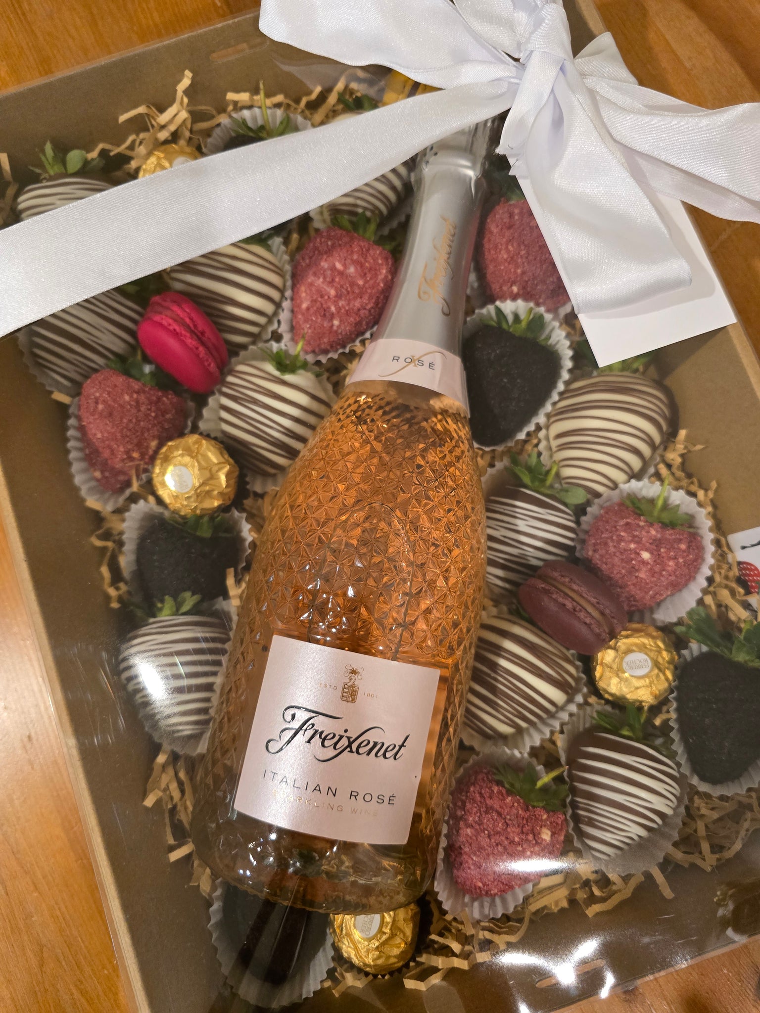 Sip n Dip box (15 Strawberries)