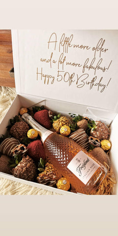 Sip n Dip customised box (15 Strawberries)
